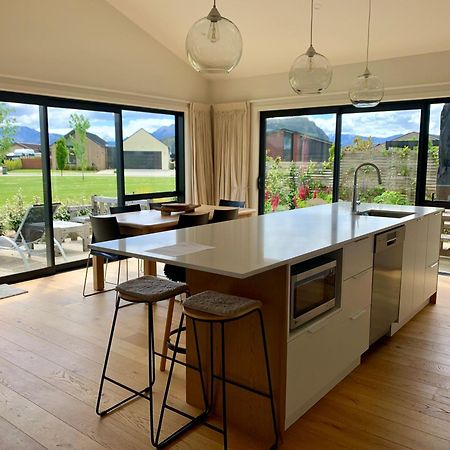 Alpine Abode Vila Wanaka Exterior foto